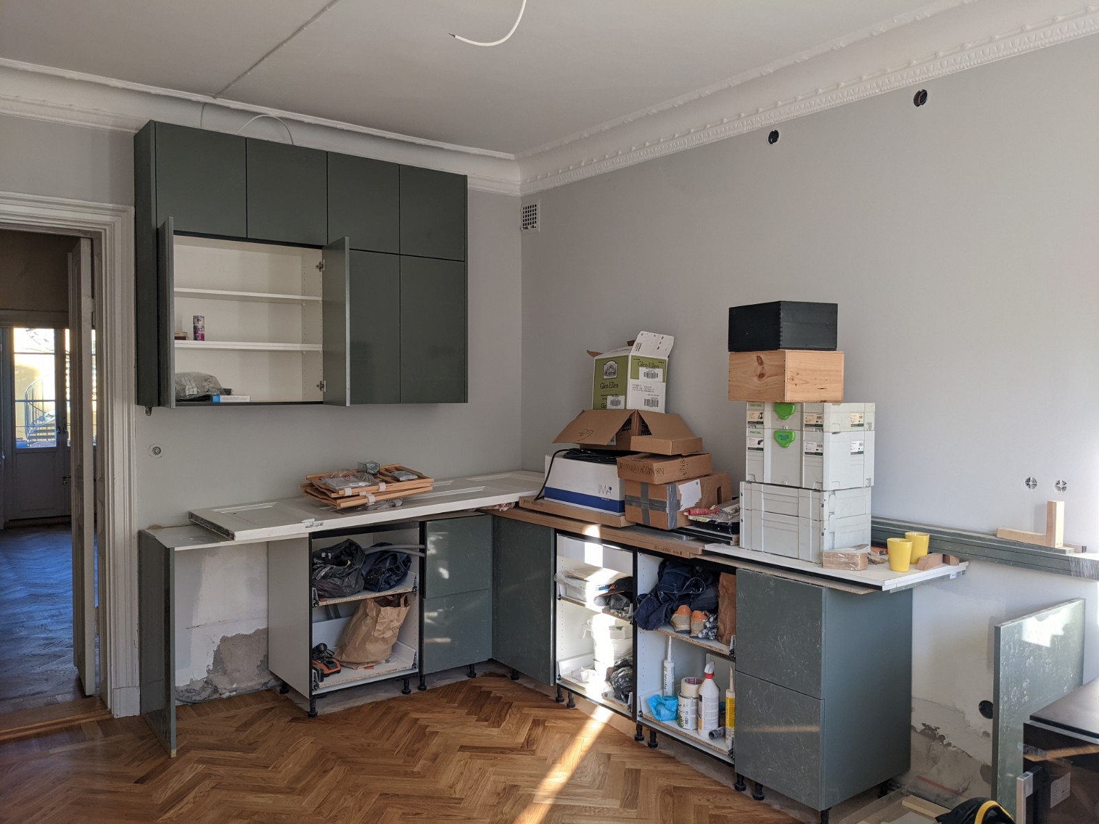 Färdigställt kök med ny el